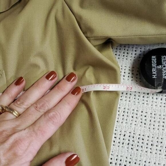 Woolrich Vintage Heavy Lined Tan Winter Sz L-40 Long Button Collared Pocket Coat - Picture 9 of 10